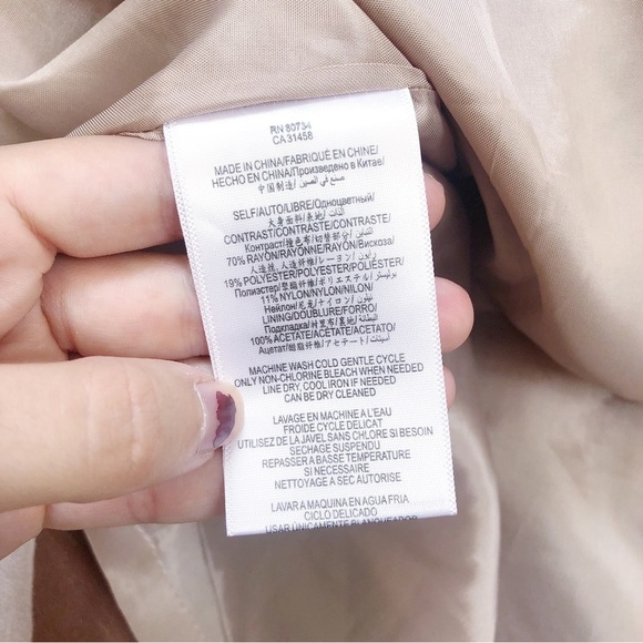 BCBGeneration • Pleated Mini Skirt tan black stripe Dark Buff pockets full - Picture 7 of 10